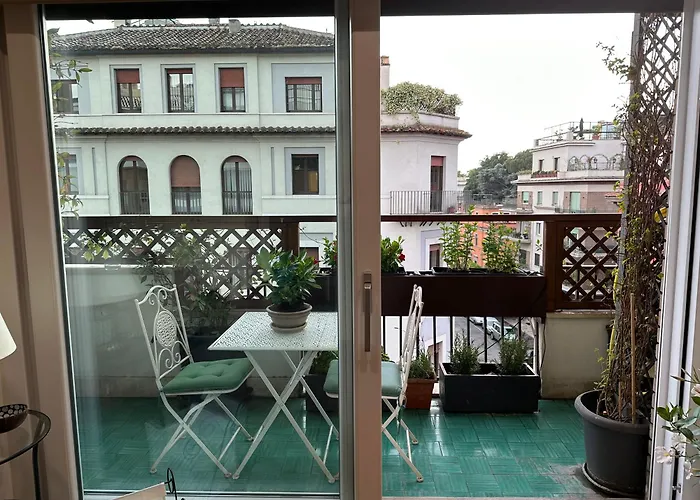 Villa Borghese Love
